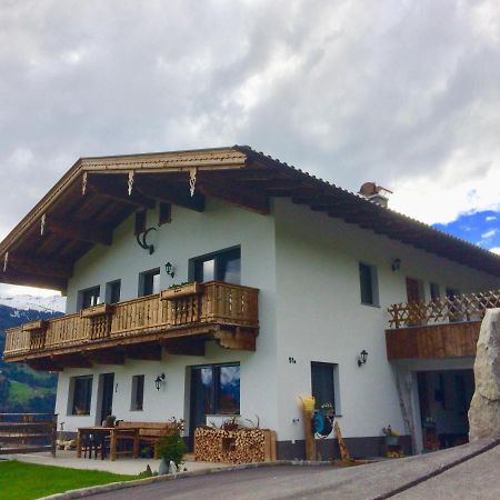 Ferienwohnung Leo Stummerberg エクステリア 写真