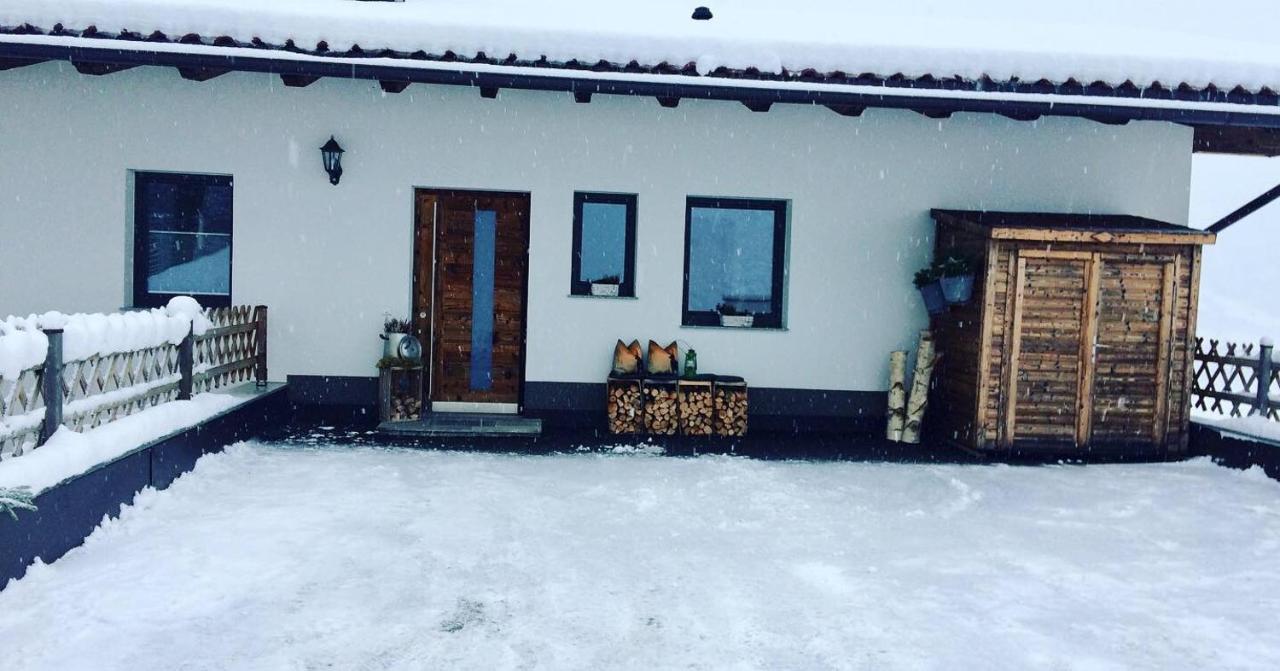 Ferienwohnung Leo Stummerberg エクステリア 写真
